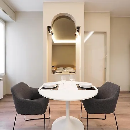 Contempora - Luminous With Spacious Bathroom - Isola Milan